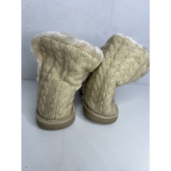 Women’s Steve Madden Knit Boots Slippers Beige Size 10 Soft Furry Inside - Picture 4 of 7